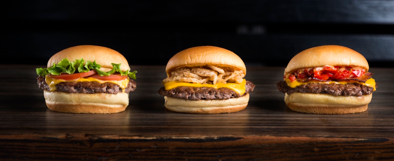 Illustration for article titled Shake Shack's new fried shallots burger looks like crunchy deliciousness